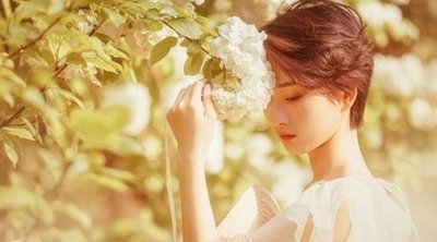 属狗跟谁一起财运好 82属狗人发横财的年龄